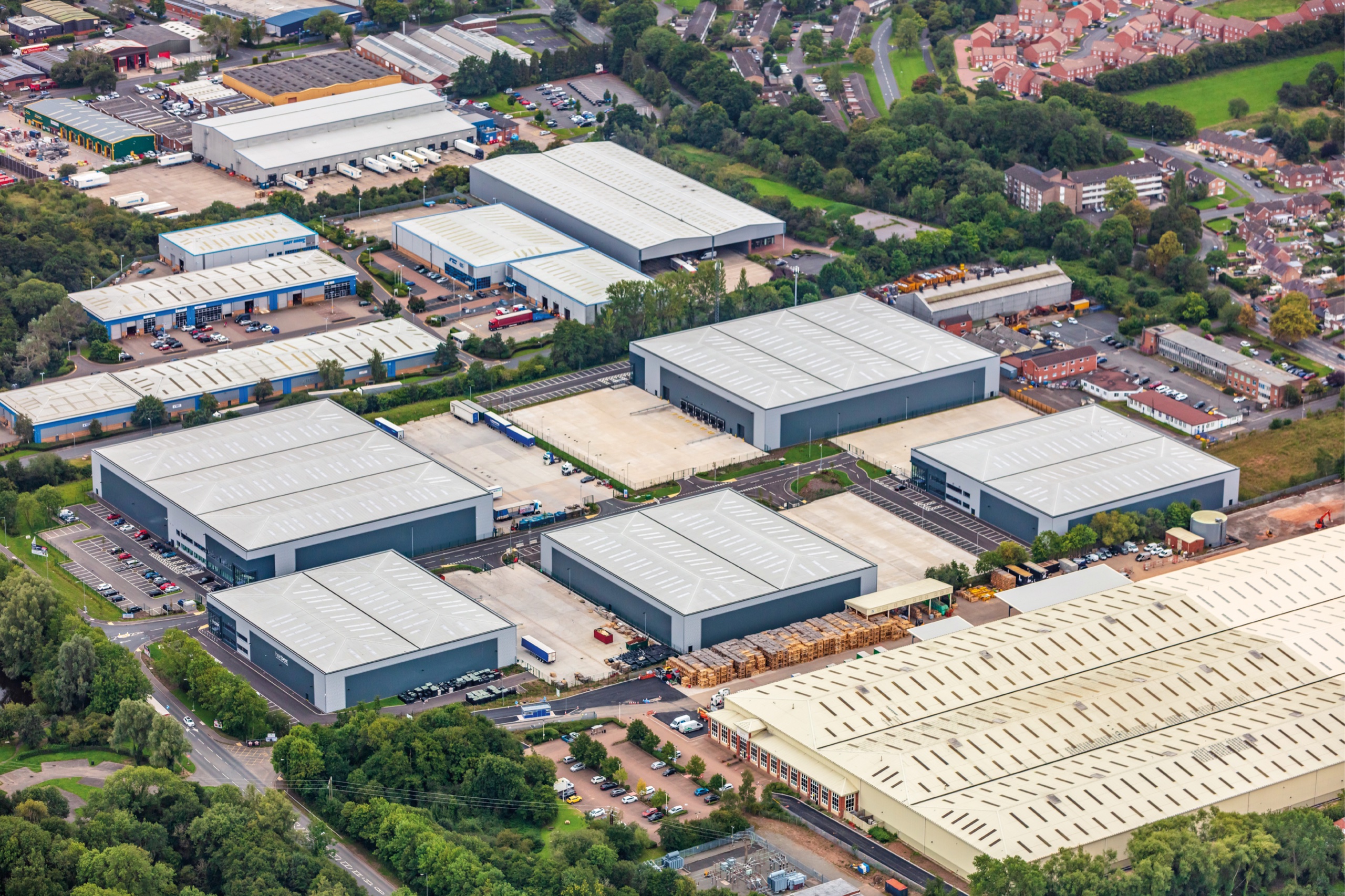 Unit 4, Velocity 42 — location aerial